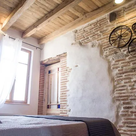Holiday home Le Mazage Des Tregans *