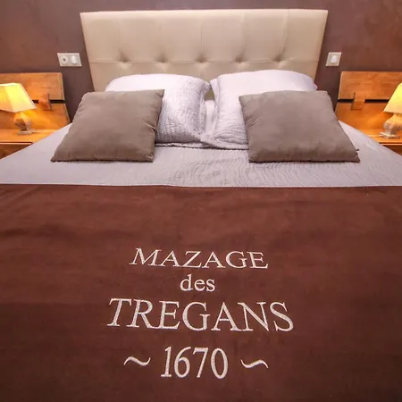 Holiday home Le Mazage Des Tregans *